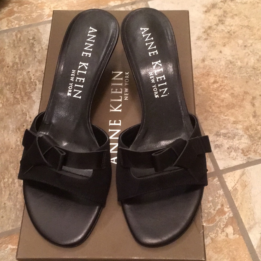 Anne Klein brand new sandals/shoes